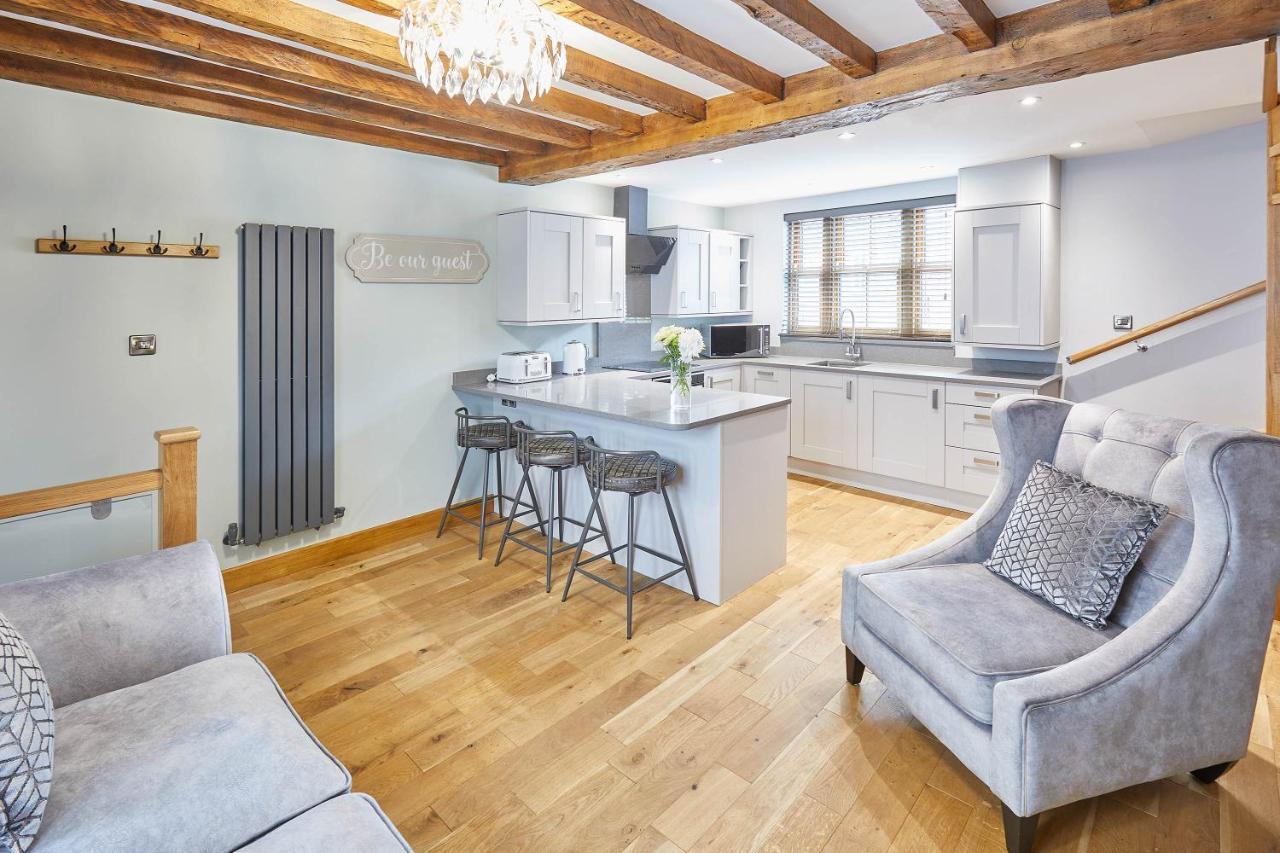 Host & Stay - 11 Bakehouse Yard Уитби Экстерьер фото